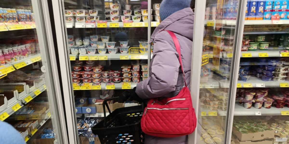 «Шок от чека»: почему поход в «Пятёрочку» стал стрессом для россиян в 2025 году