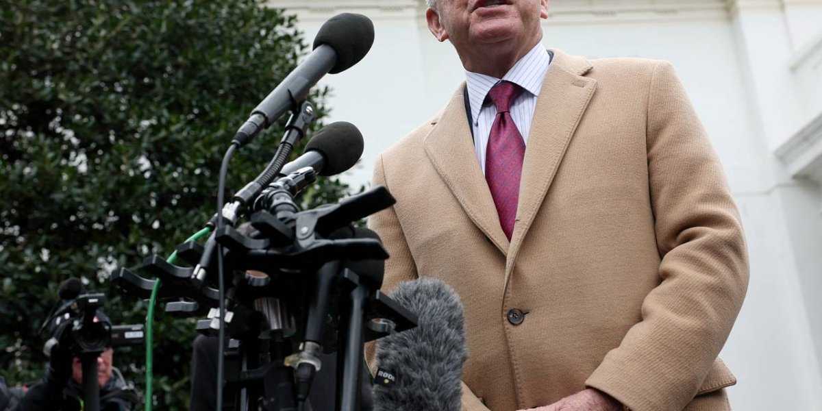 Раскол в Вашингтоне: спецпредставитель США предлагает снять санкции с российской энергетики