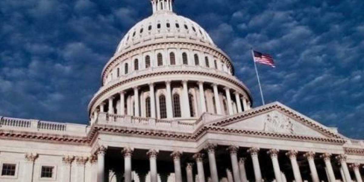 США не прекращали поставки вооружений Украине