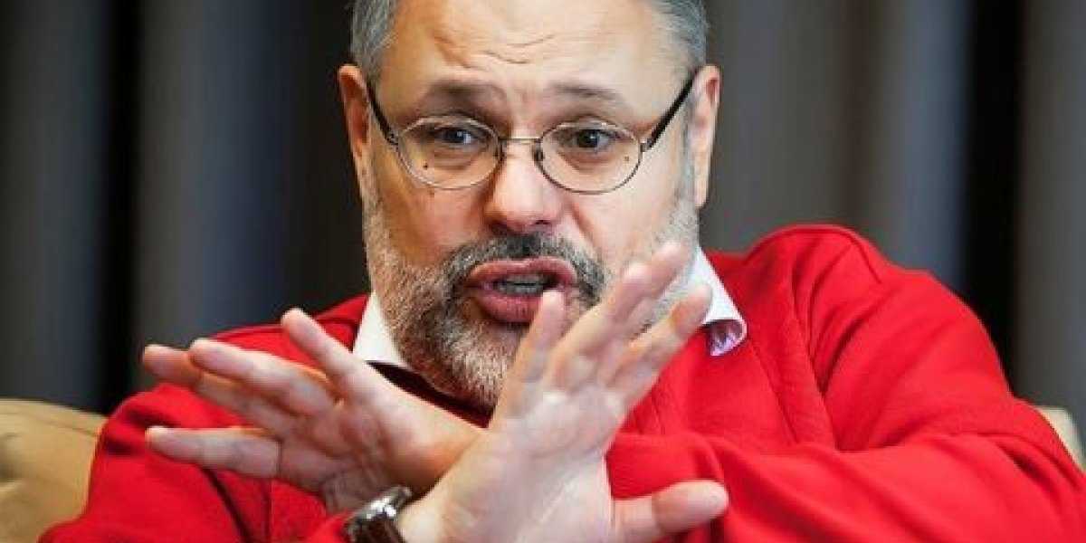 Хазин бьет тревогу: триллионы «воздушных» долларов создали бомбу замедленного действия под мировую экономику