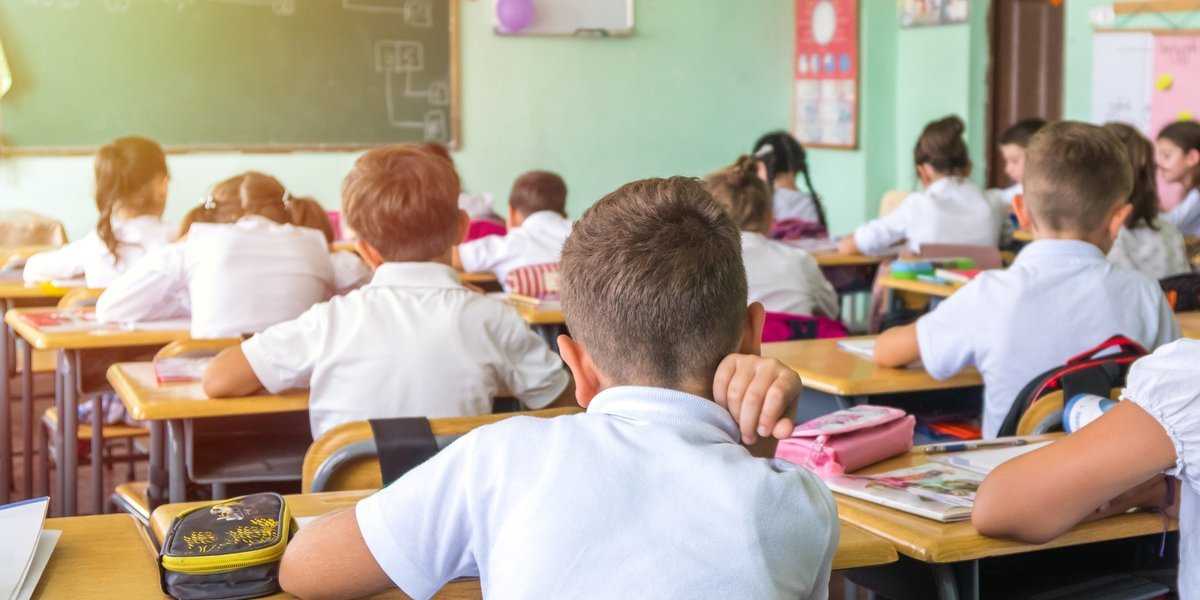 Планируем отпуск: опубликован предварительный график школьных каникул на 2025-2026 год