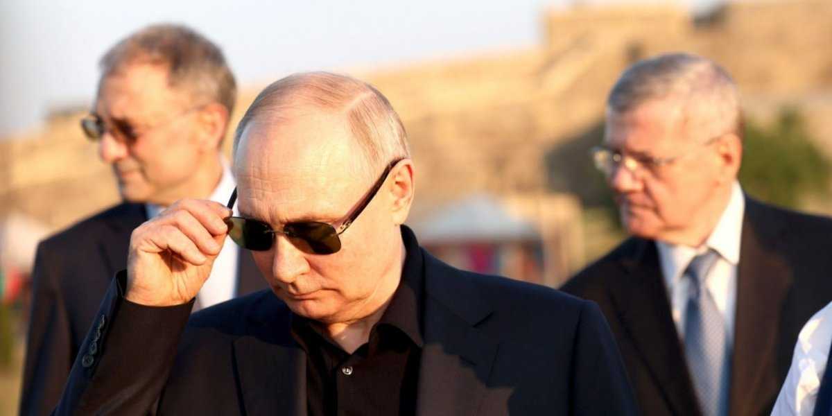Внезапно отбыл из Кремля — Путин обескуражил Запад действиями после Аляски