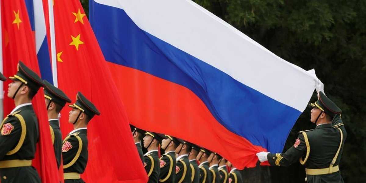 «Стратегия США провалена. Эффект противоположный: РФ и КНР стали еще дружнее»: Россия изменила ход истории