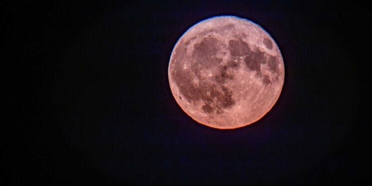 Кровавая Луна: уникальное полное лунное затмение осветит небо 7 сентября 2025 года