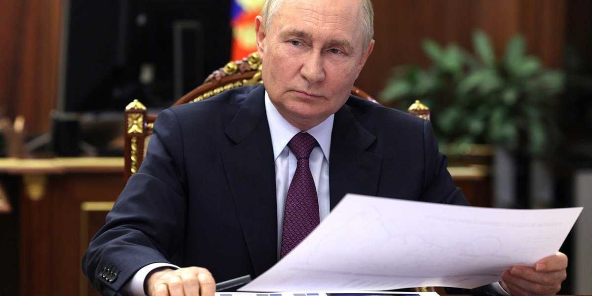 Спустя 20 дней после визита Путина: в Китае началось строительство нового грузового порта