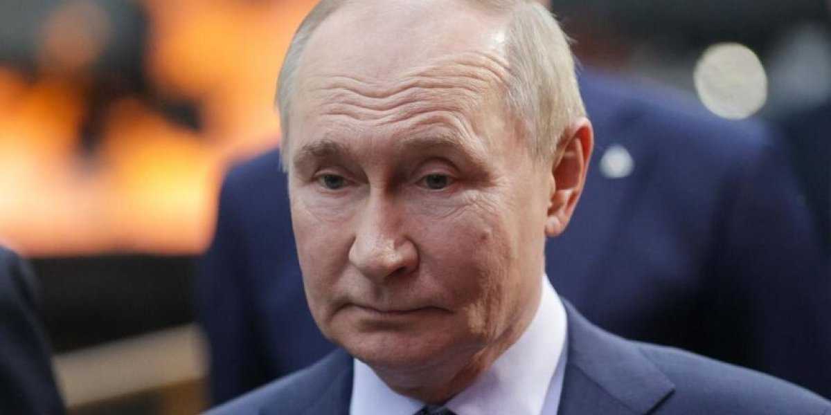 Неожиданное решение Путина: «Я должен уходить, но я останусь» почему президент остался