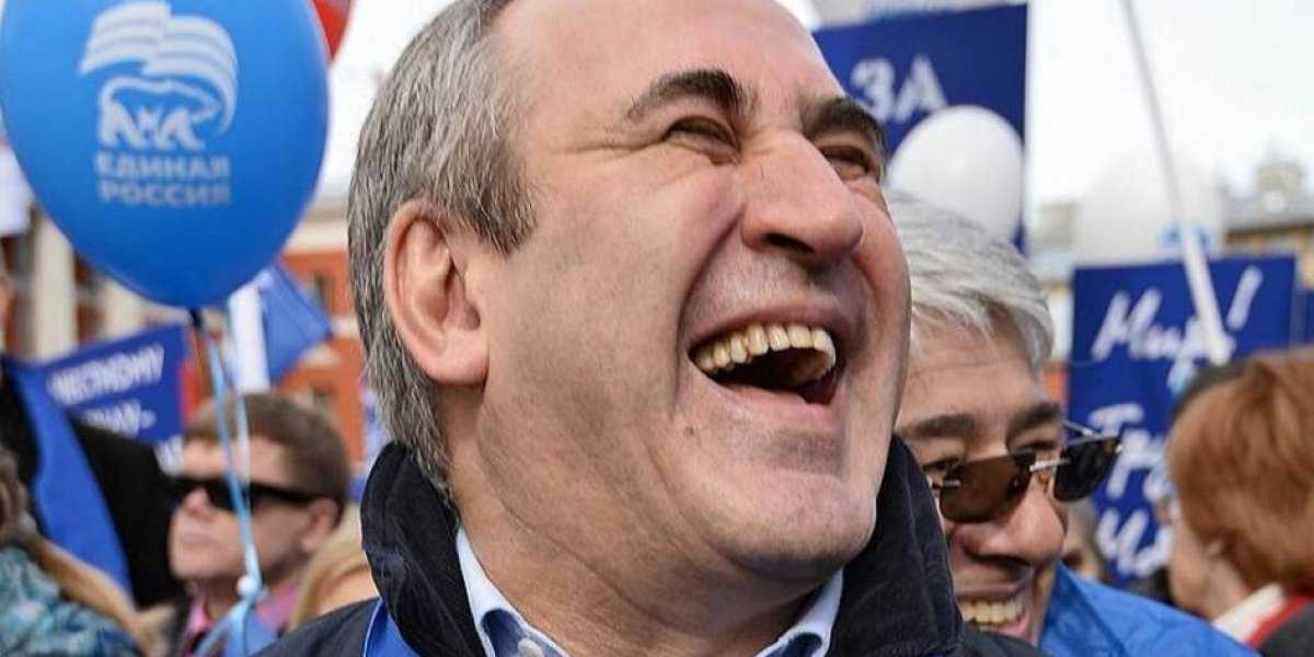 Первый шаг к возрождению крепостного права: теперь долги с граждан будут взыскивать без суда и следствия