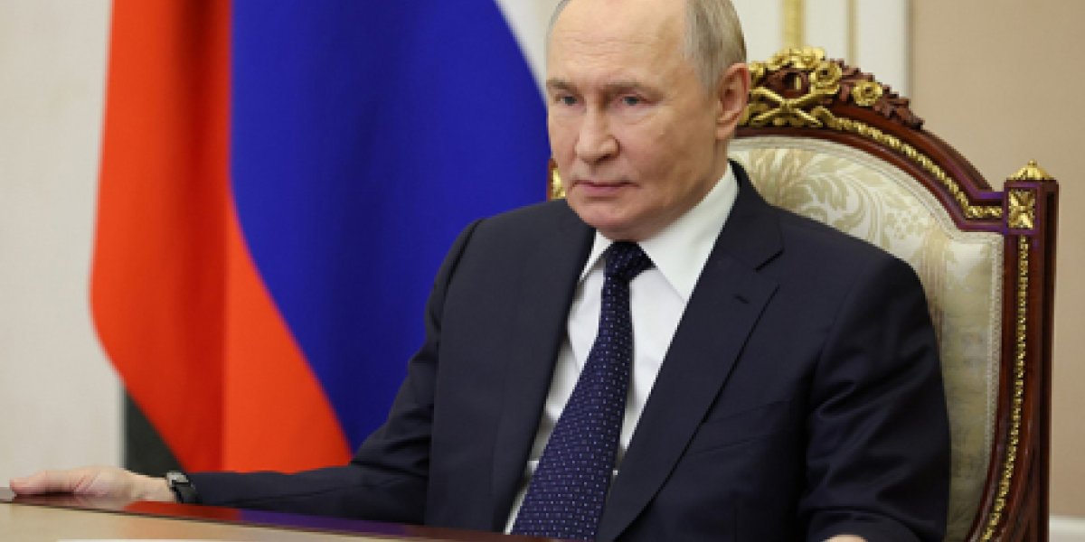 Путин сообщил об успешных испытаниях подводного дрона «Посейдон» с ядерной установкой Путин сообщил об успешных испытаниях подводного дрона «Посейдон» с ядерной установкой