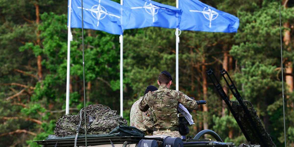 Военные НАТО оказались не по карману: Европа и США разругались из-за денег