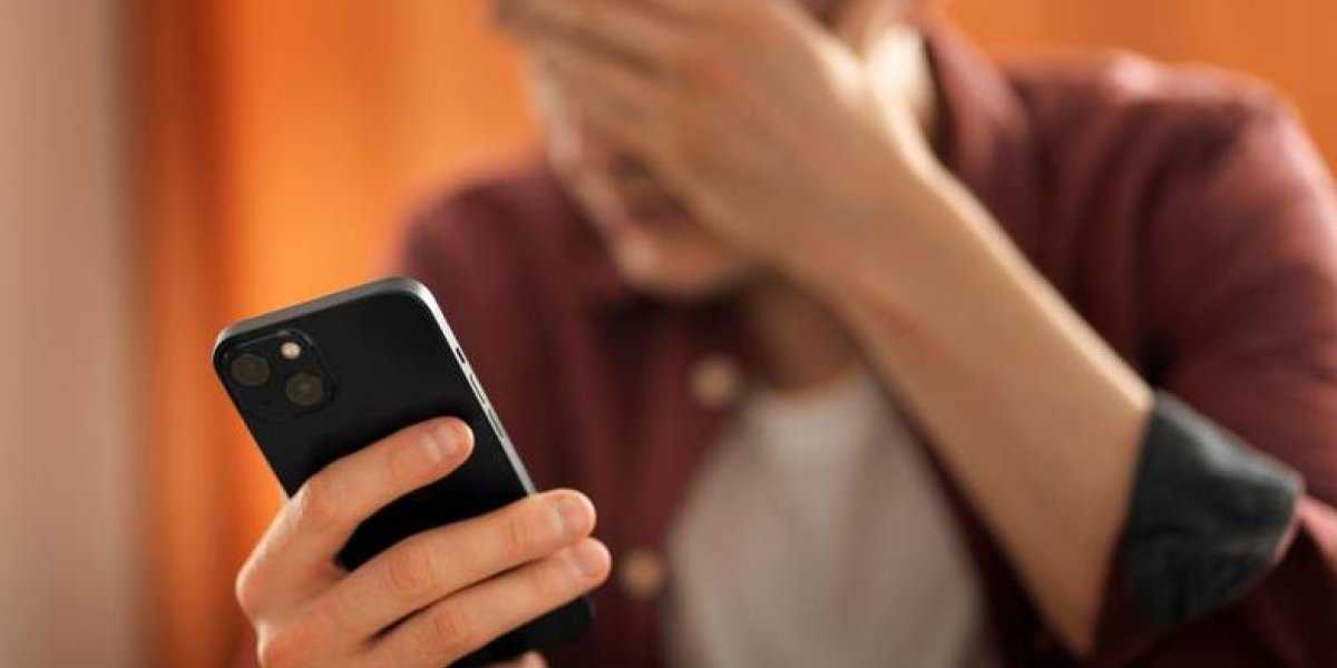 Телефонные мошенники крадут миллионы: как защитить свои сбережения