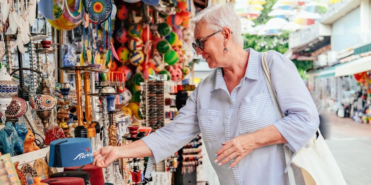 Громкая музыка и поиск свежих продуктов: как турки безошибочно вычисляют российских туристов Громкая музыка и поиск свежих продуктов: как турки безошибочно вычисляют российских туристов