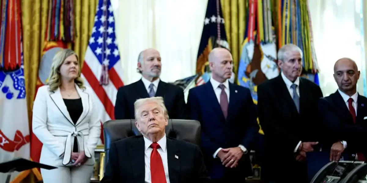 «Вы посланы нам небесами»: президенты экс-республик СССР увидели в Трампе мессию — спасителя человечества «Вы посланы нам небесами»: президенты экс-республик СССР увидели в Трампе мессию — спасителя человечества