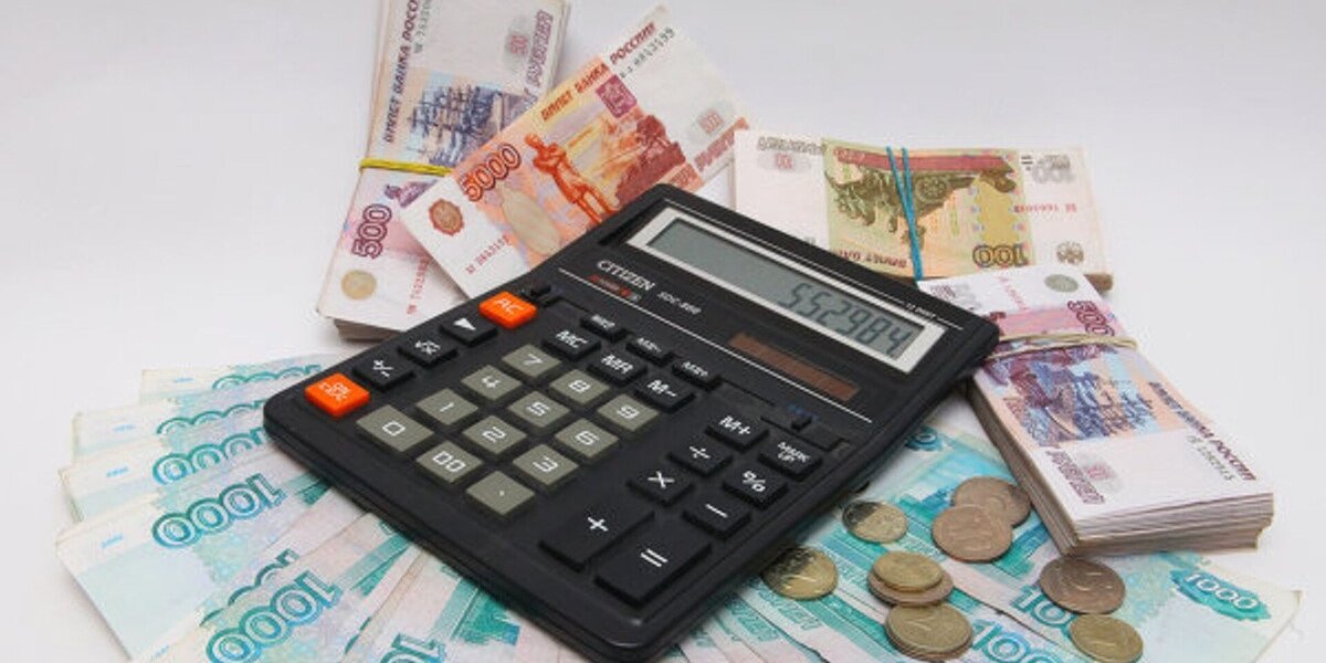 Секрет выгодного вклада: эксперт раскрыл стратегию сохранения денег при падающих ставках