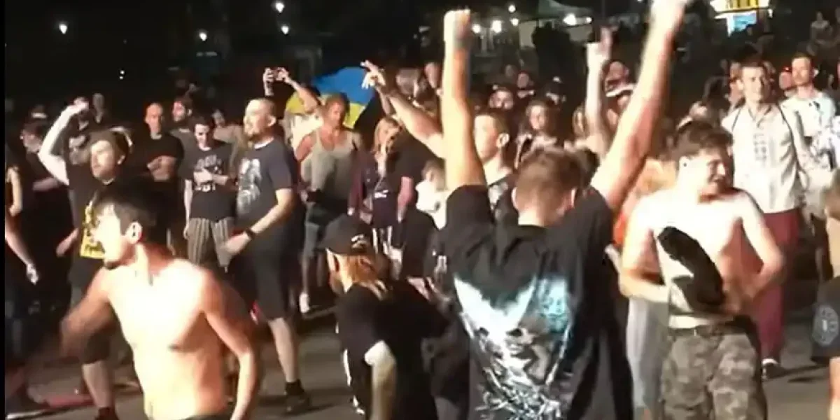 «Никакой пощады»: украинцы взвыли от жизни в Польше, где поляки сменили милость на травлю «Никакой пощады»: украинцы взвыли от жизни в Польше, где поляки сменили милость на травлю