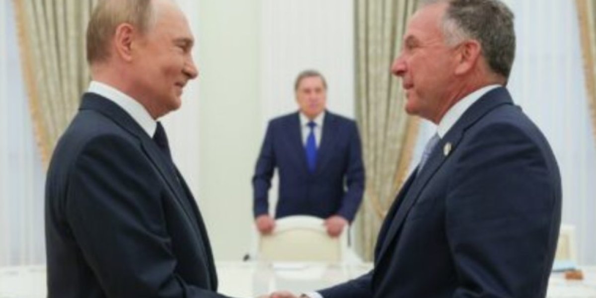 Путин спустил Уиткоффа с небес на землю: Кремль отказался сдать позиции Путин спустил Уиткоффа с небес на землю: Кремль отказался сдать позиции