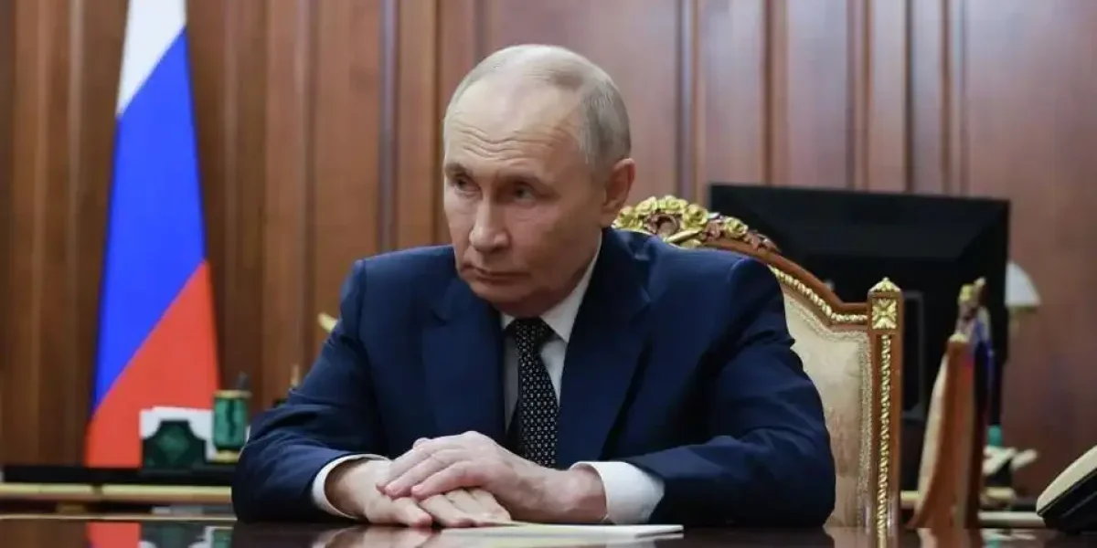 «А где Россия?» Путин наблюдает, как Запад рвет на себе волосы из-за Гренландии, и молчит. Это молчание — громче любых заявлений «А где Россия?» Путин наблюдает, как Запад рвет на себе волосы из-за Гренландии, и молчит. Это молчание — громче любых заявлений