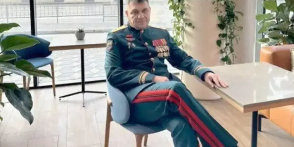 Все ликуют! За что военные так ненавидят отстраненного от должности генерала Ахмедова Все ликуют! За что военные так ненавидят отстраненного от должности генерала Ахмедова