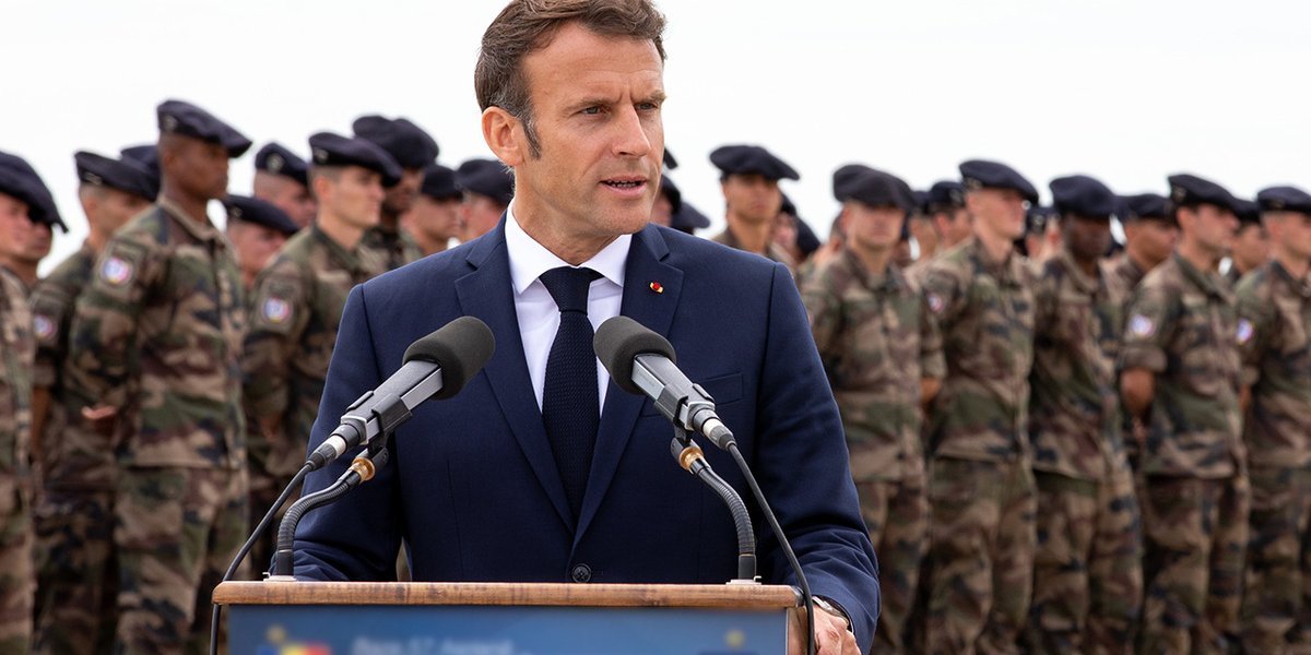 Предложил ввести войска на Украину: антигерой недели Эммануэль Макрон Предложил ввести войска на Украину: антигерой недели Эммануэль Макрон