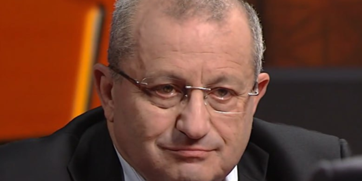 «Твоей Франции не будет через пять минут»: Кедми приземлил Макрона, возомнившего себя ядерным властелином Европы «Твоей Франции не будет через пять минут»: Кедми приземлил Макрона, возомнившего себя ядерным властелином Европы