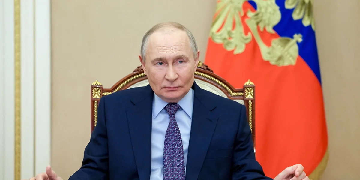 Кремль взял паузу: Путин выслушал просьбы Ирана о поддержке и призвал к миру Кремль взял паузу: Путин выслушал просьбы Ирана о поддержке и призвал к миру