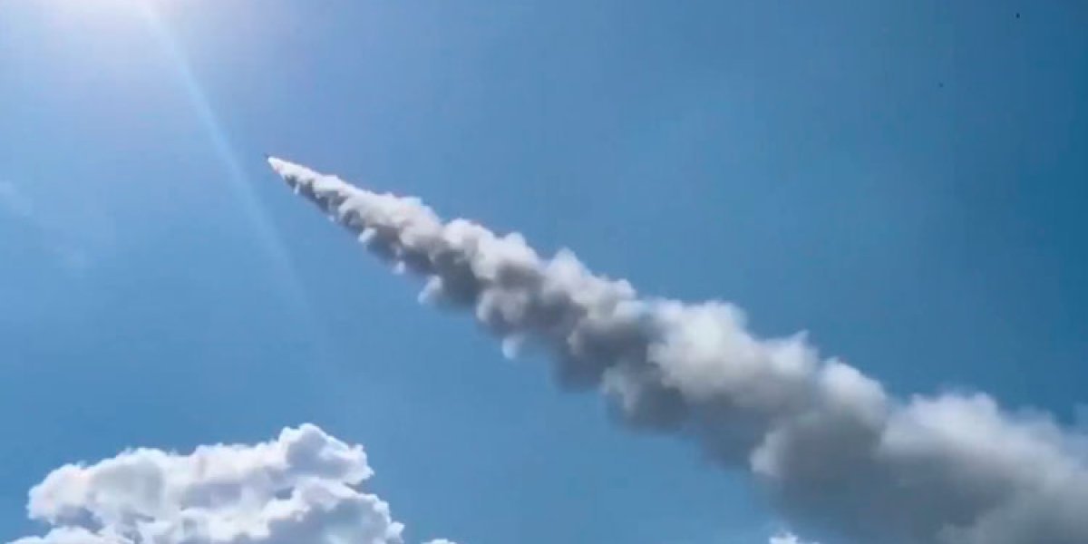 «Румыния содрогнулась»: «Герани» уничтожили склады НАТО под Одессой и в Килии — детонация длилась часами «Румыния содрогнулась»: «Герани» уничтожили склады НАТО под Одессой и в Килии — детонация длилась часами