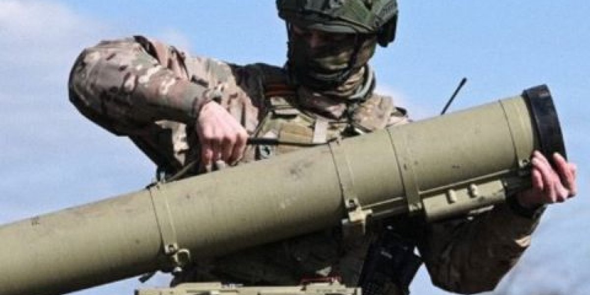 Тройной успех: российские флаги подняты над Резниковкой, Дробышево и Круглым Тройной успех: российские флаги подняты над Резниковкой, Дробышево и Круглым